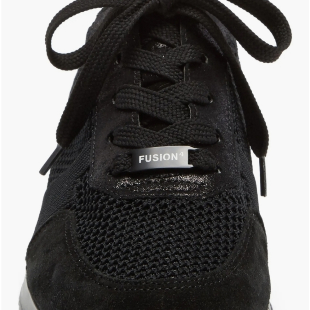 Gore-tex women's waterproof shoes